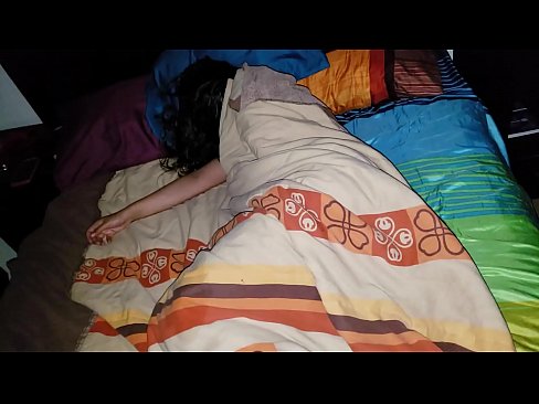 ❤️ Posinak grdi svoju mladu maćehu dok ona spava. ❤❌ Jebeni video kod nas ❌